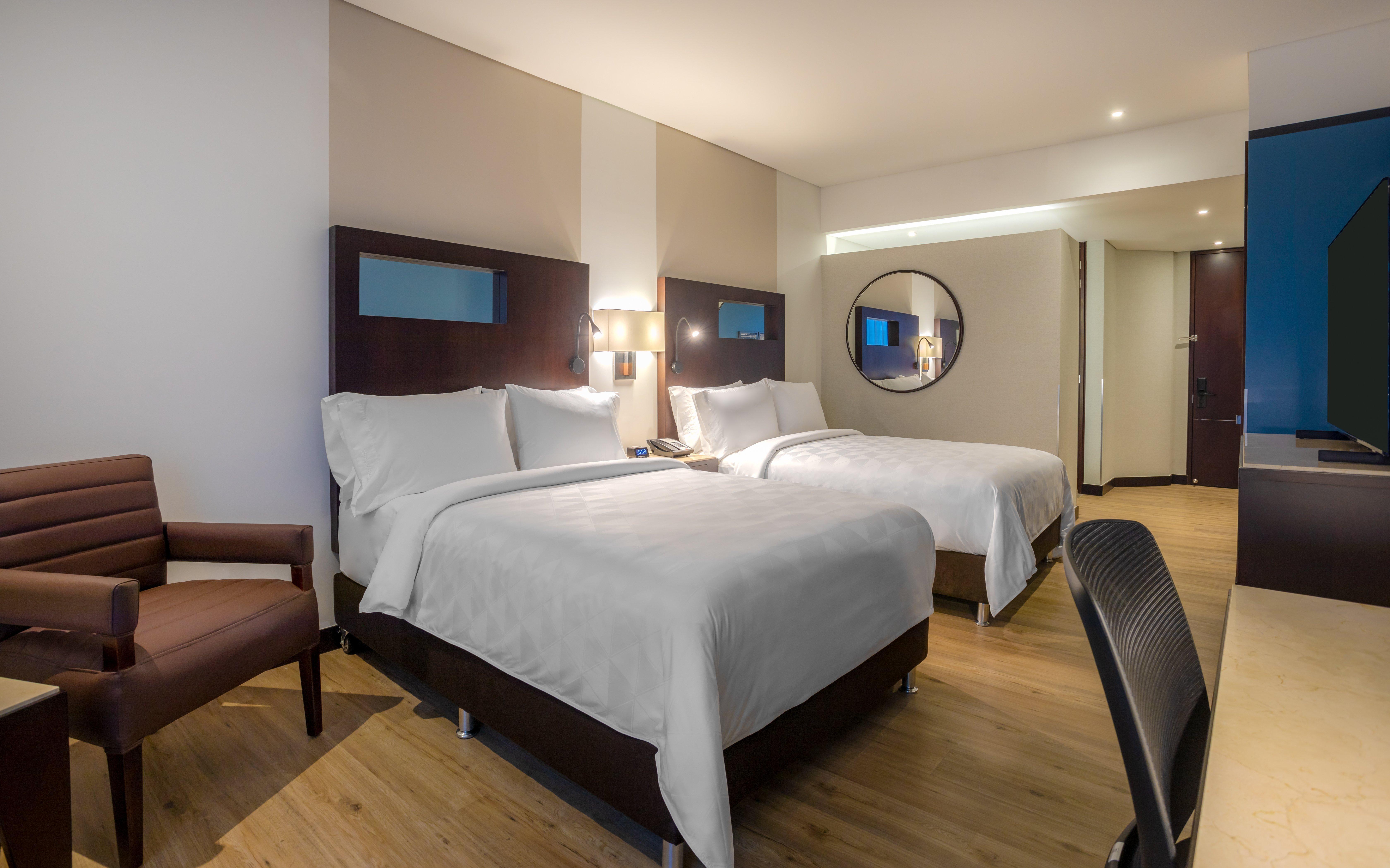 Holiday Inn Bogota Airport By Ihg מראה חיצוני תמונה