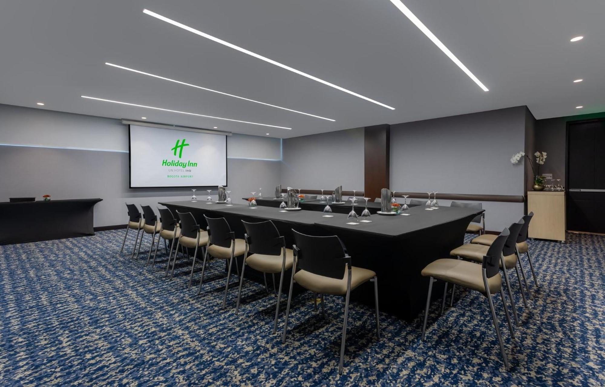 Holiday Inn Bogota Airport By Ihg מראה חיצוני תמונה