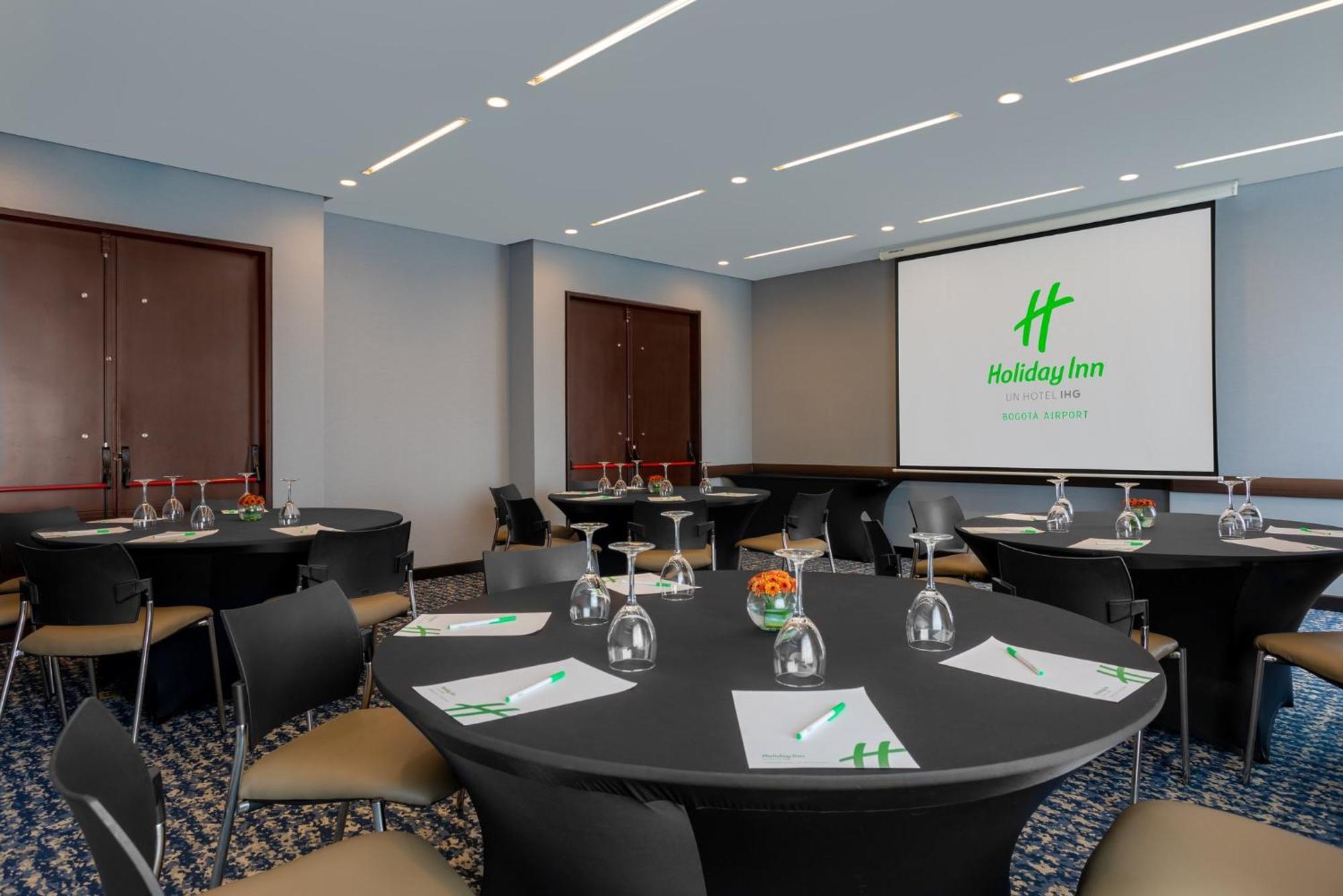 Holiday Inn Bogota Airport By Ihg מראה חיצוני תמונה