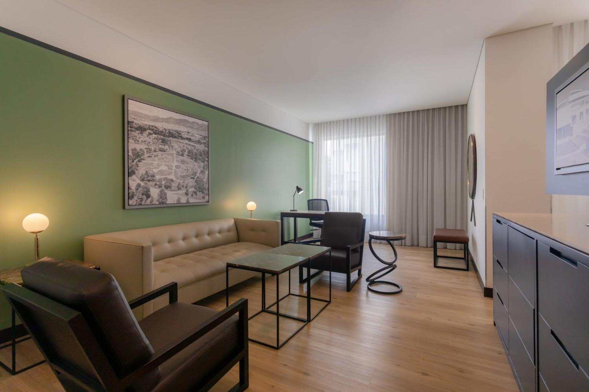 Holiday Inn Bogota Airport By Ihg מראה חיצוני תמונה