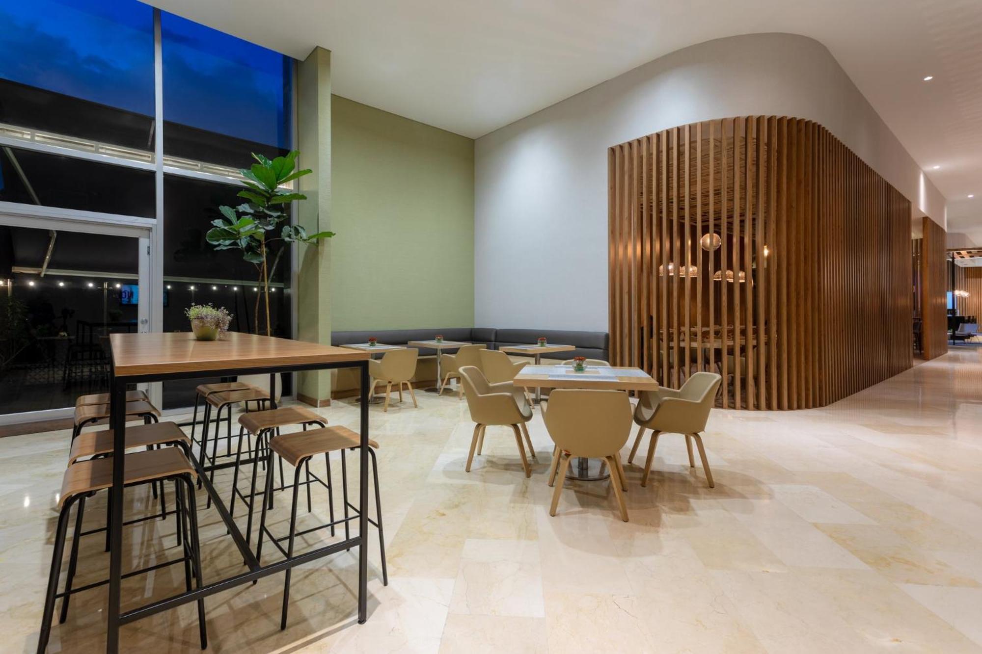 Holiday Inn Bogota Airport By Ihg מראה חיצוני תמונה